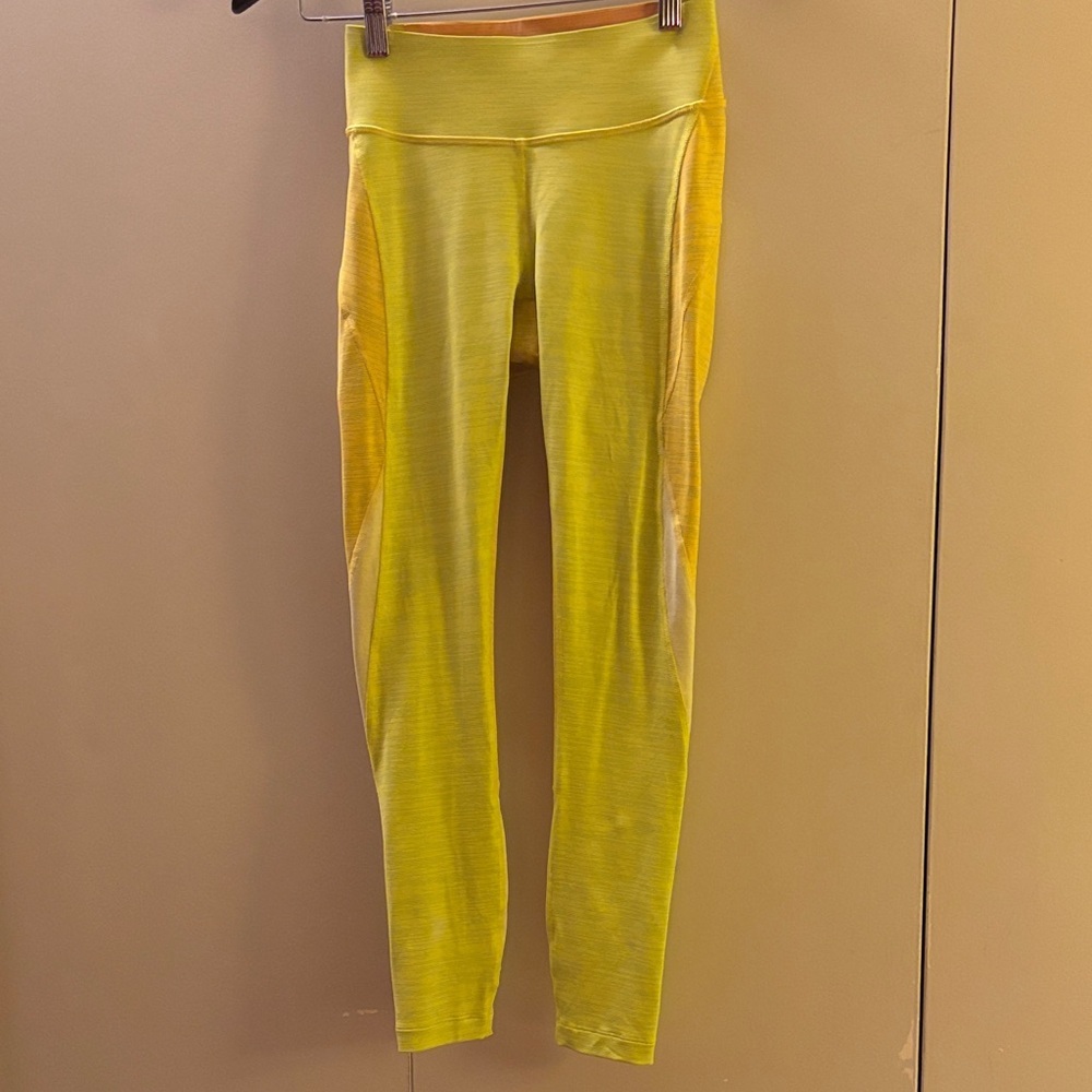 Outdoor Voices Yellow Leggings XS Baselayer Workout Hiking